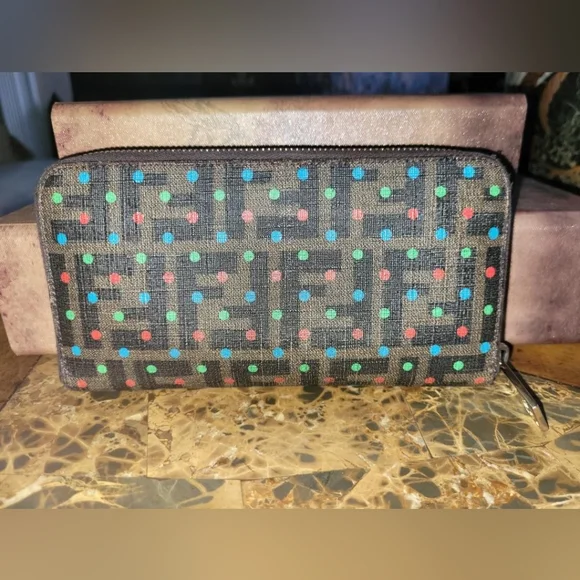 Fendi RARE Tobacco wallet multicolored polka-dot zucca wallet. - Picture 6 of 9